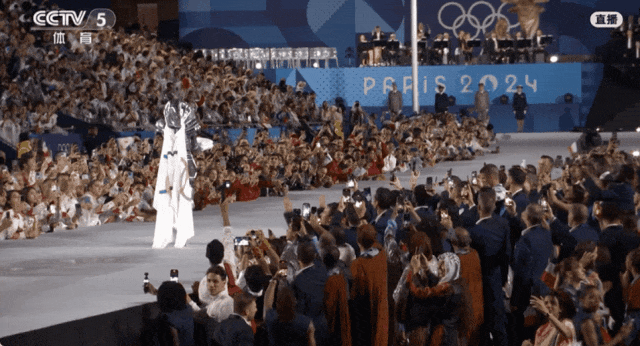 927270e6be7f3bb2be60f71308d8e819.gif