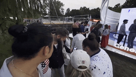 8067f74863b1cbaf8875976c28e4817a.gif